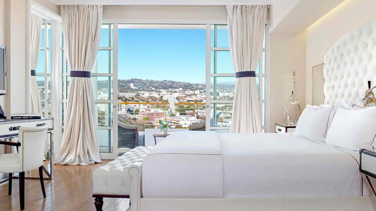 Mr. C Beverly Hills in Los Angeles To Rebrand, Become Hilton LXR Property