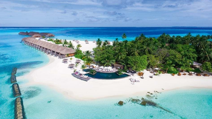Constance Moofushi