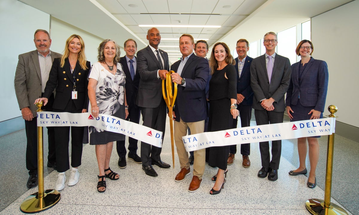 Delta Sky Way at LAX Now Complete With Opening of Final Phase