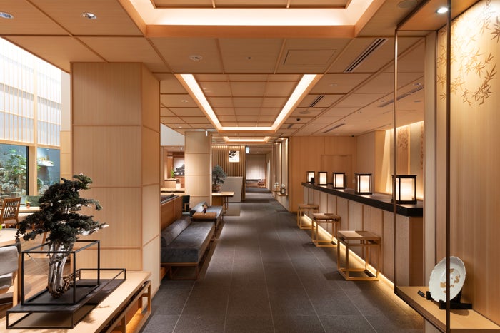 DoubleTree by Hilton Kyoto Higashiyama Front Desk DoubleTree by Hilton Kyoto Higashiyama Front Desk