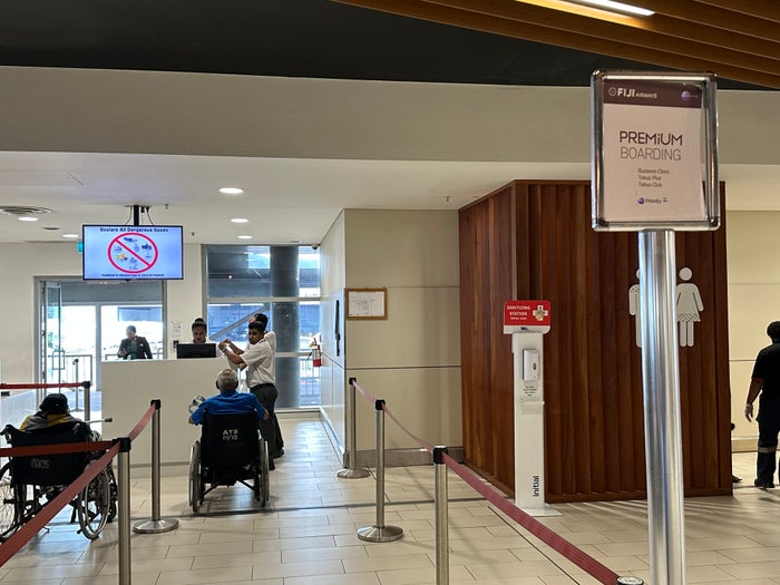 FIji Airways NAN MEL Boarding Queue