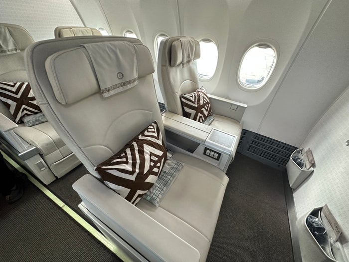 Fiji Airways Boeing 737 MAX Business Class Review [NAN to MEL]