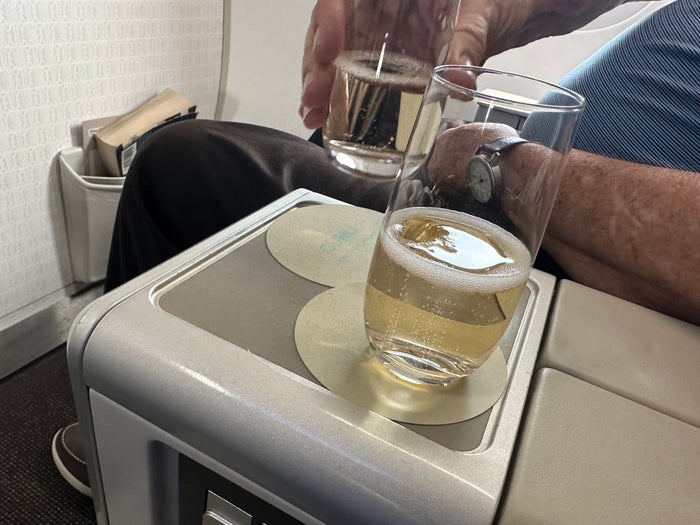 FIji Airways NAN MEL Champagne
