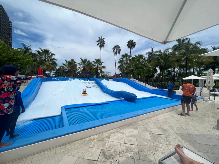 JW Marriott Turnberry Tidal Cove Surfing JW Marriott Turnberry Tidal Cove Surfing