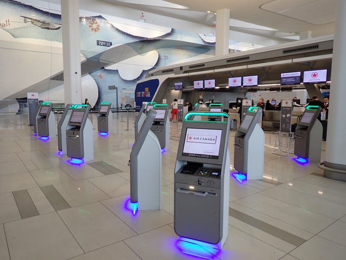 LGA AirCan checkin kiosks