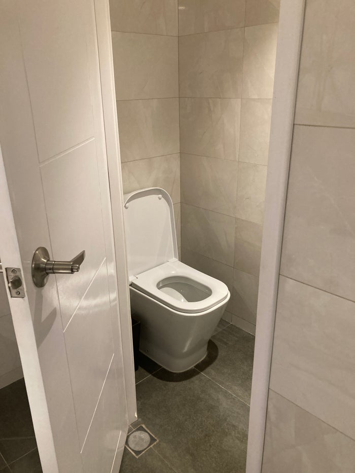 Los Tajibos Tribute Portfolio Santa Cruz Bolivia executive suite bathroom toilet Los Tajibos Tribute Portfolio Santa Cruz Bolivia executive suite bathroom toilet