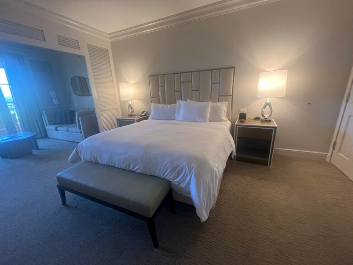JW Marriott Turnberry junior suite bed JW Marriott Turnberry junior suite bed