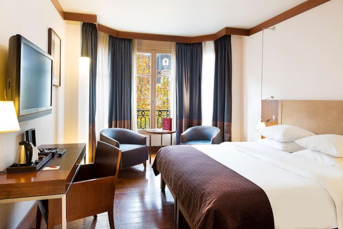 How To Get Hotel Elite Status With Radisson Rewards [2025]