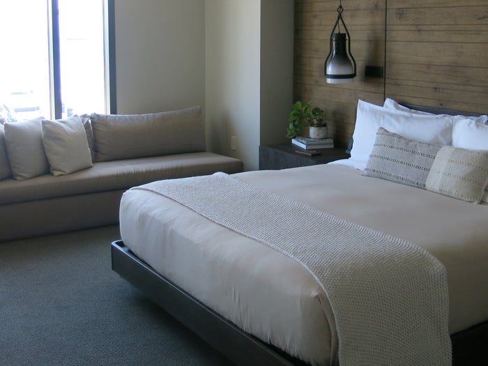 Starwood Hotels’ Founder Relaunches the Brand, but Many Questions Remain