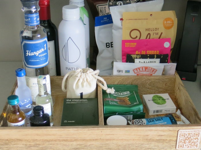 1 Hotel San Francisco minibar 1 Hotel San Francisco minibar