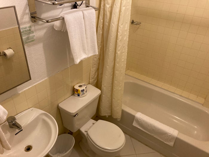 7 Stars Inn Pohnpei bathroom 7 Stars Inn Pohnpei bathroom
