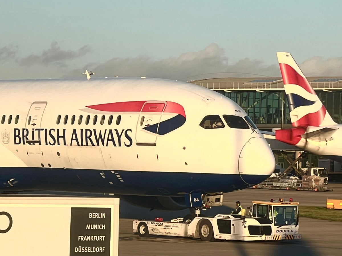 A British Airways Boeing 787 10 at London Heathrow