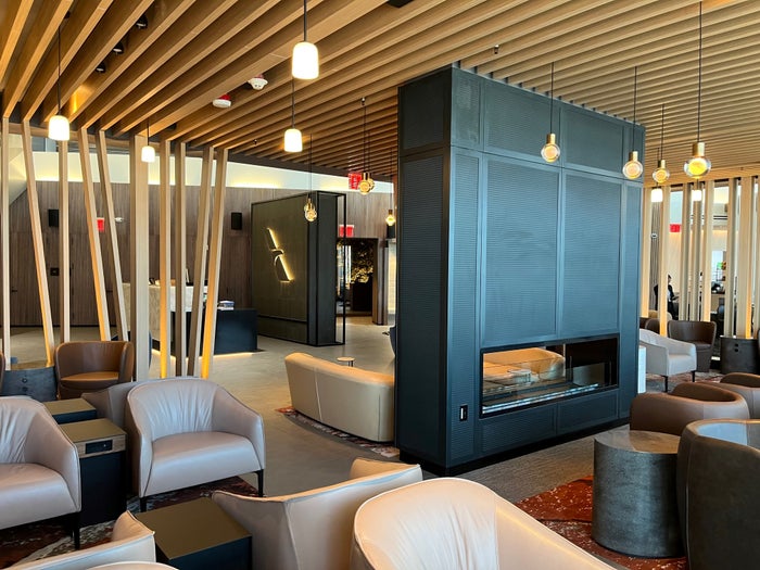 American Opens Newly Refurbished Admirals Club at Newark