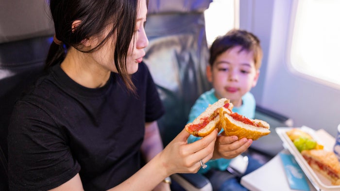 Alaska Airlines mom son meal