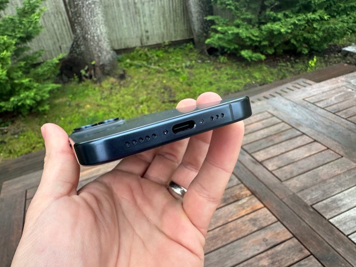 Apple iPhone 15 Pro USB C port Apple iPhone 15 Pro USB C port