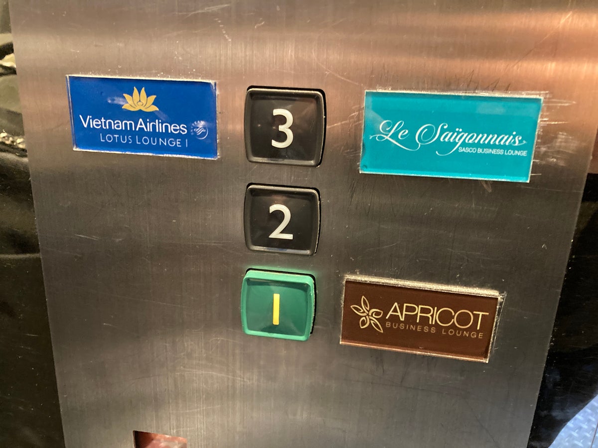 Apricot Business Lounge SGN elevator buttons