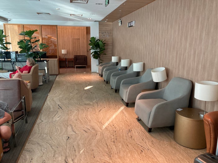 Apricot Business Lounge SGN wall seating Apricot Business Lounge SGN wall seating