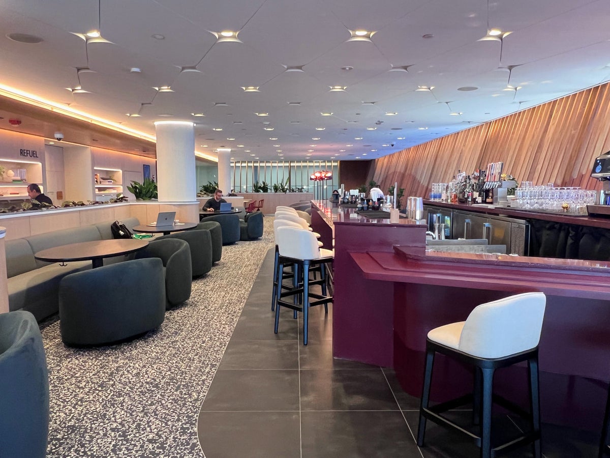 Bar and seating area at Capital One Lounge IAD Dulles