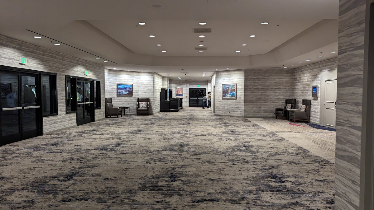 Hilton Los Angeles Universal City banquet room hallway