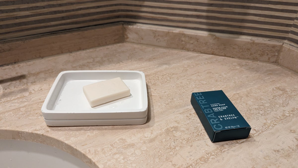 Hilton Los Angeles Universal City room bathroom sink amenities