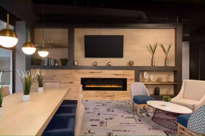 Well-Located Holiday Inn Philadelphia Airport – Stadium Area Now Open