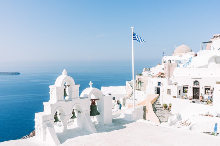 20 Best Honeymoon Destinations for Every Budget and Location [2025]