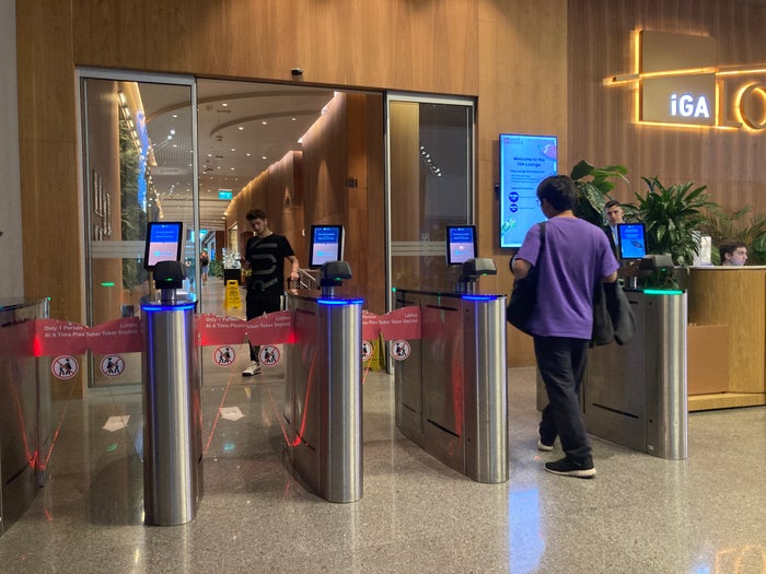 IGA Lounge IST gates IGA Lounge IST gates