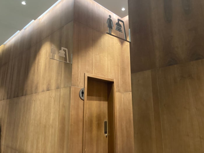IGA Lounge IST shower entrance IGA Lounge IST shower entrance