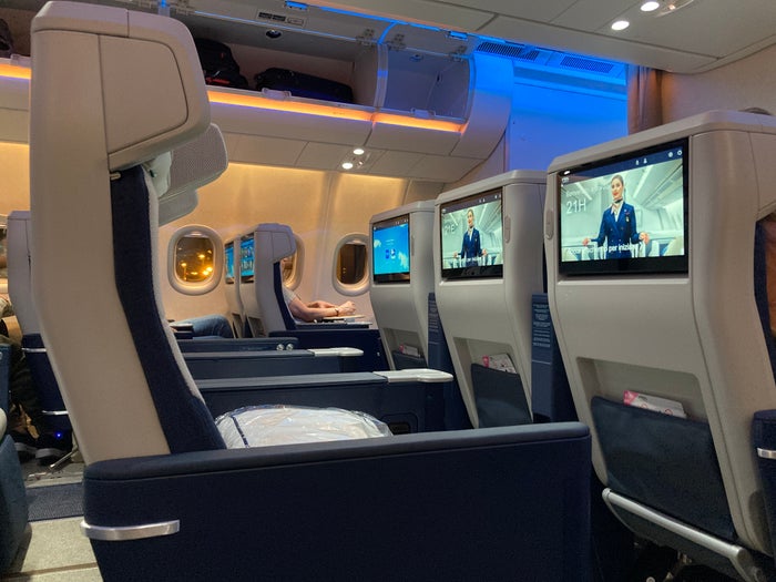 ITA Airways Airbus A330-900neo Premium Economy Class Review [GRU to FCO]