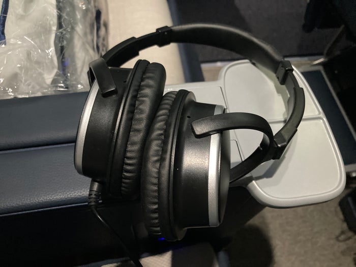 ITA premium economy headset GRU FCO ITA premium economy headset GRU FCO