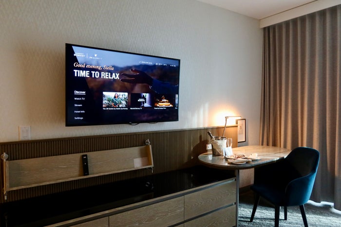 JW Marriott Charlotte TV JW Marriott Charlotte TV