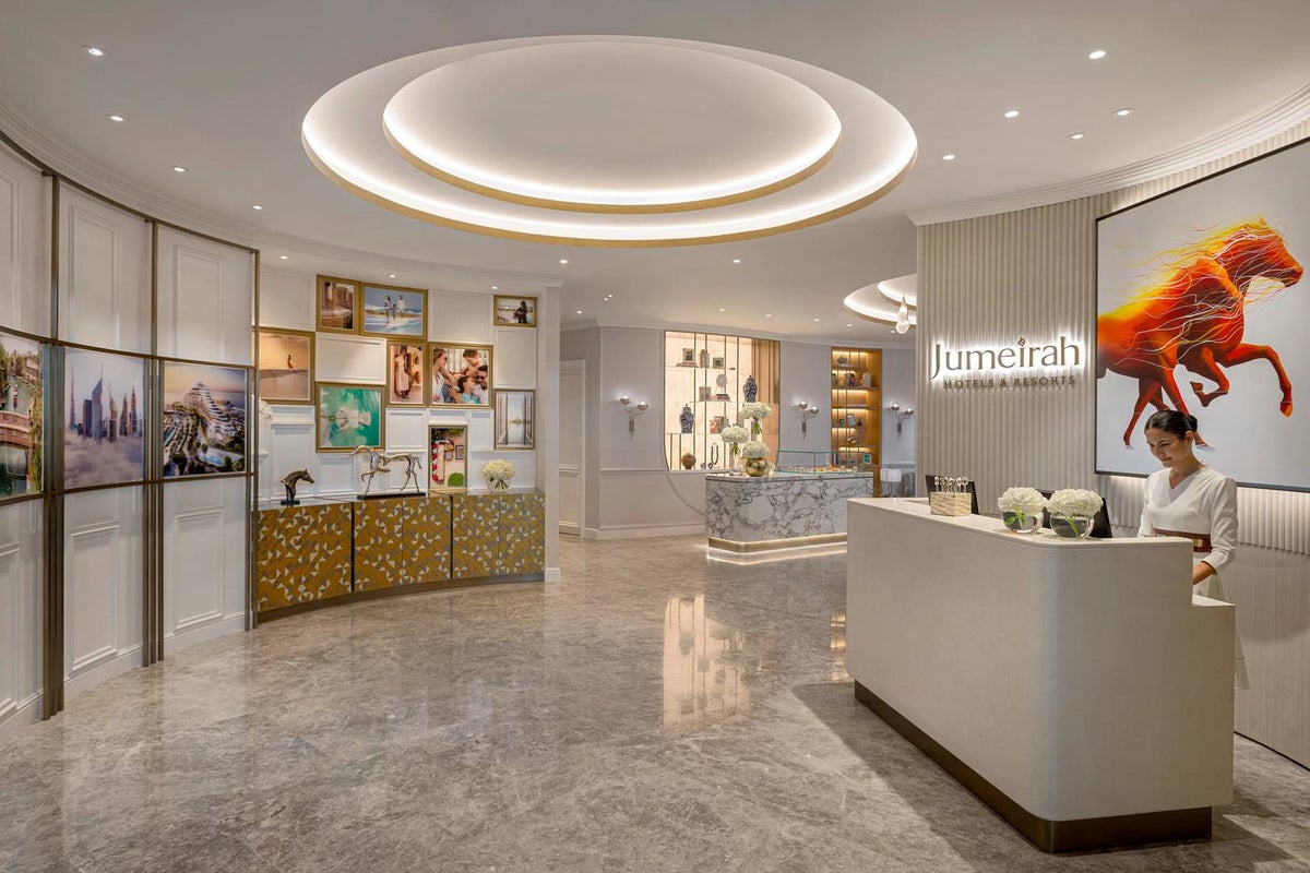 Jumeirah Lounge Dubai Hotel
