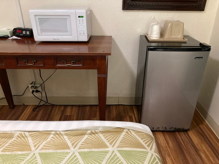 Pacific Marina Inn microwave and mini fridge Pacific Marina Inn microwave and mini fridge