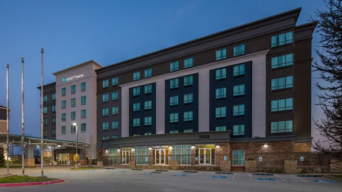 Big U.S. Hyatt House, Hyatt Place Expansion [12+ New Openings]
