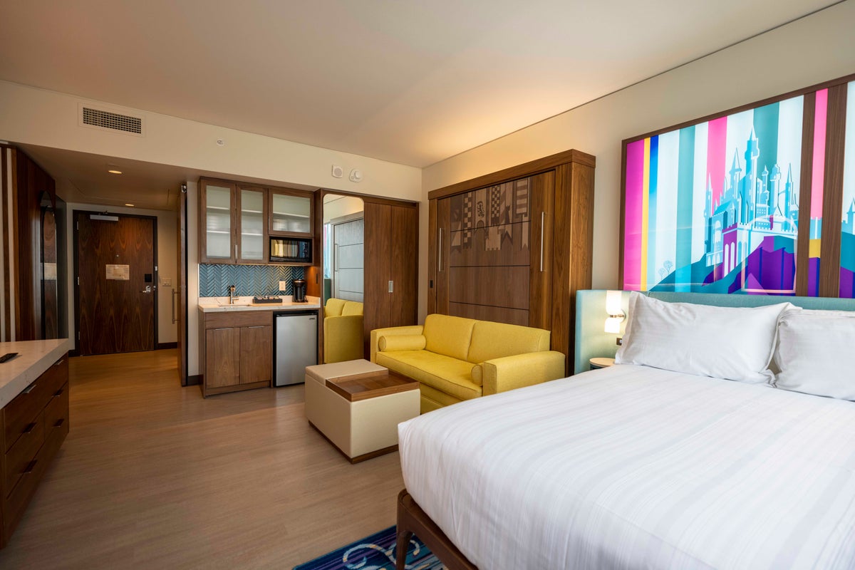 The Villas at Disneyland Hotel Deluxe room