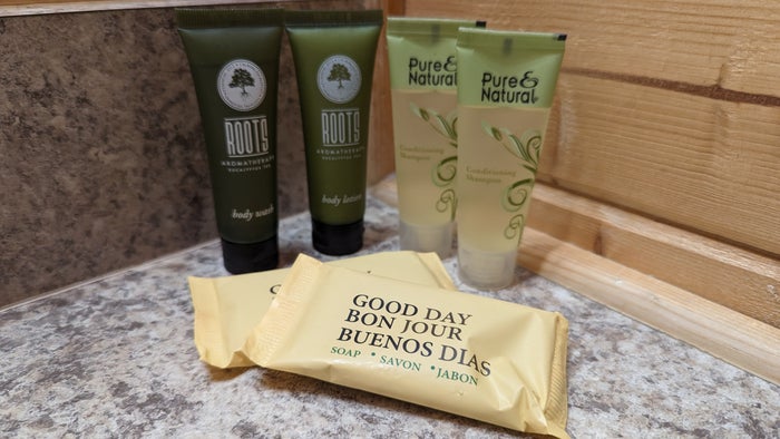 Thousand Trails Yosemite Lakes cabin bathroom amenities Thousand Trails Yosemite Lakes cabin bathroom amenities