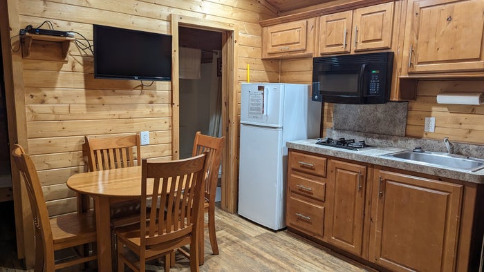 Thousand Trails Yosemite Lakes cabin dining room Thousand Trails Yosemite Lakes cabin dining room
