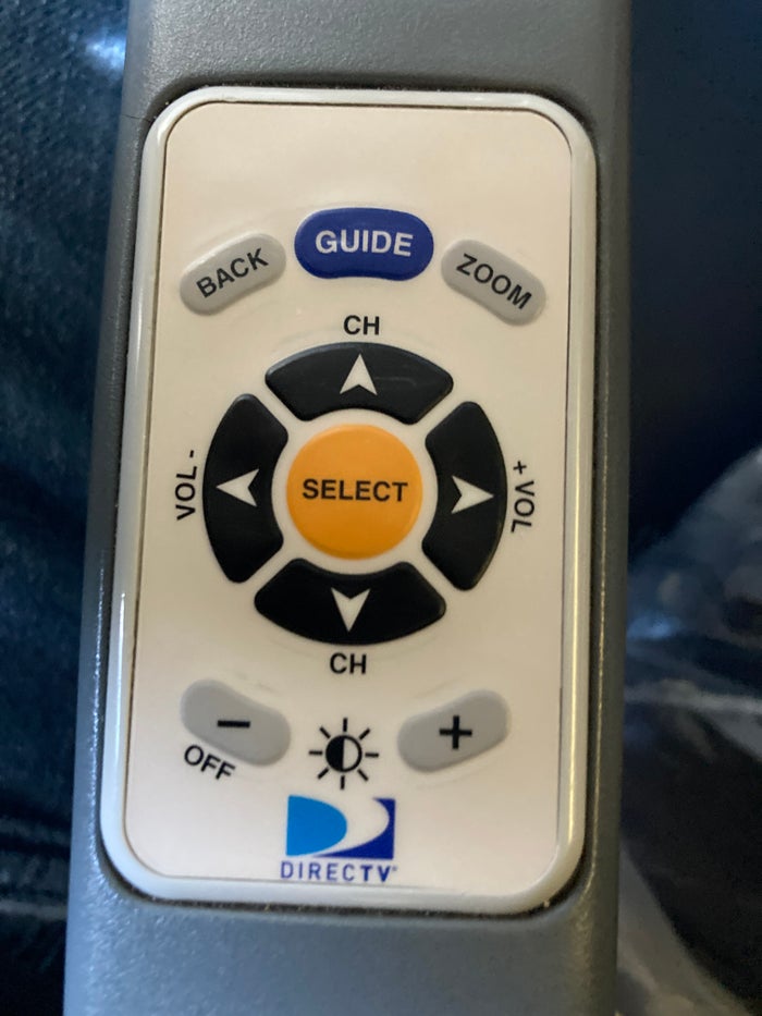 United B737 800 Island Hopper HNL PNI arm rest control