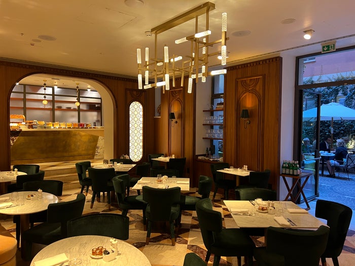 W Rome FnB breakfast inside