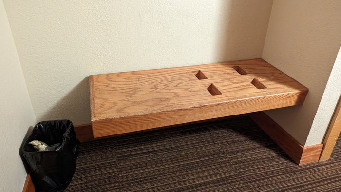 Wuksachi Lodge Sequoia National Park Sillman Building guestroom bench