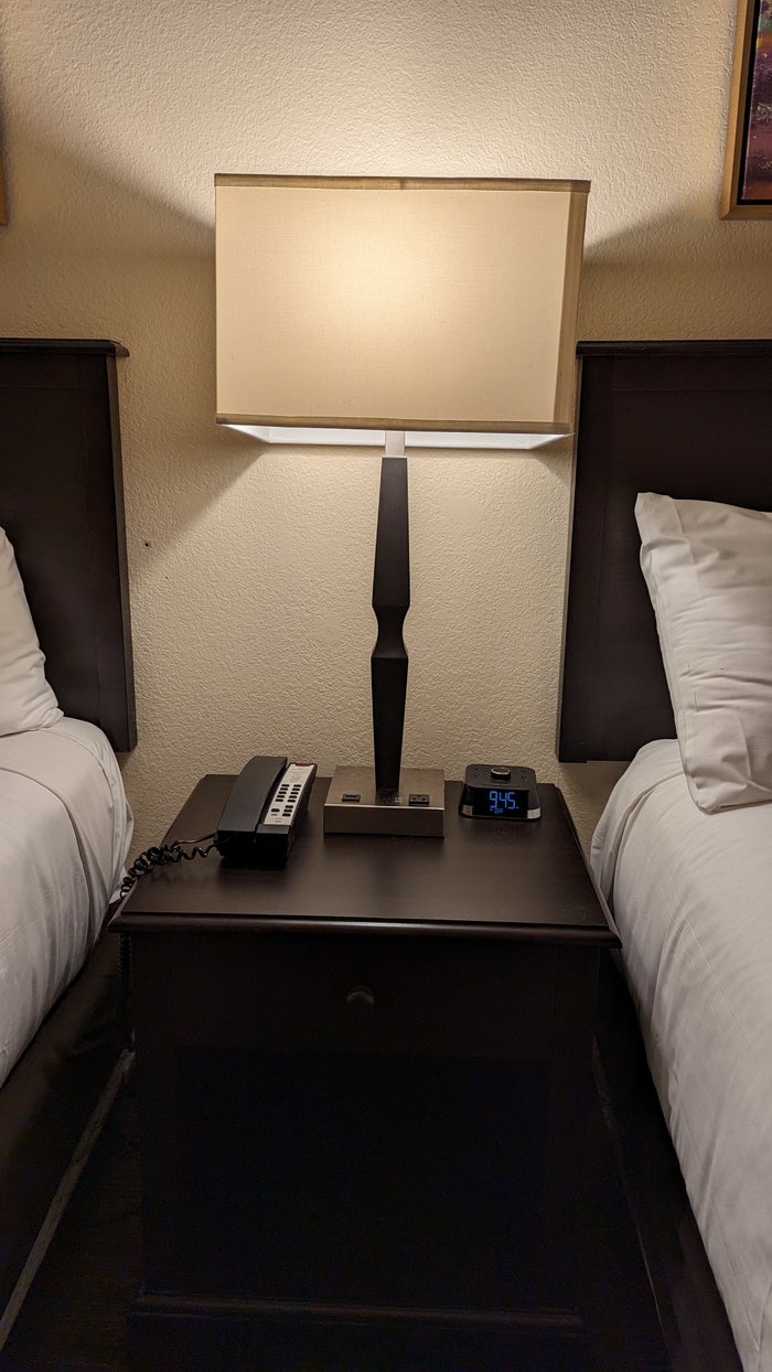 Wuksachi Lodge Sequoia National Park guestroom nightstand