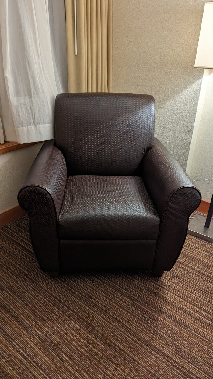 Wuksachi Lodge Sequoia National Park guestroom window chair