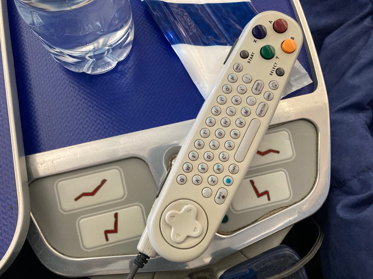ANA B787 8 business class entertainment remote buttons