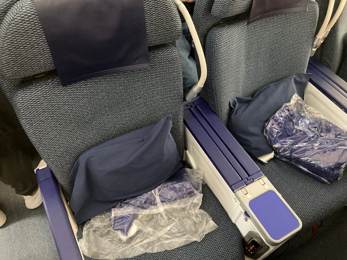 ANA premium economy Boeing 787 seats ANA premium economy Boeing 787 seats