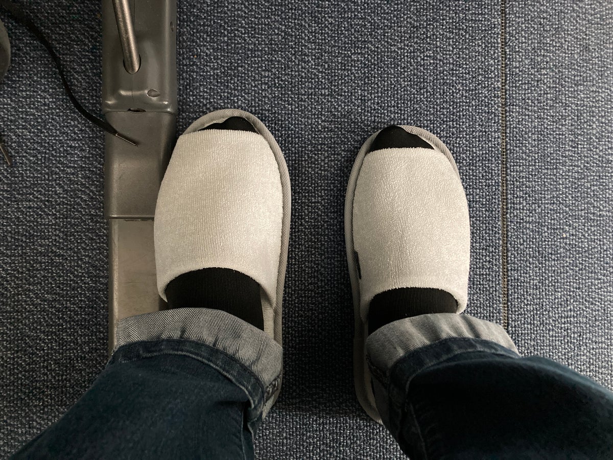 ANA premium economy Boeing 787 slippers