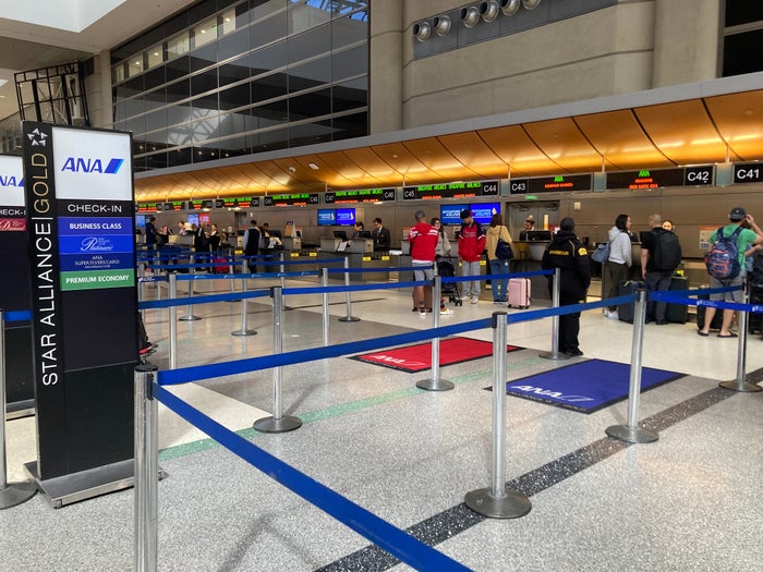 ANA Boeing 787-9 Premium Economy Class Review [LAX to NRT]