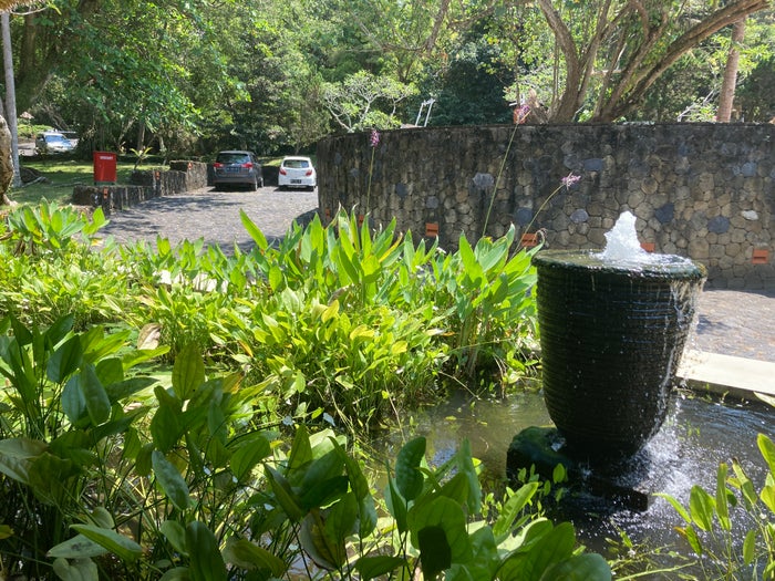 Alila Manggis Bali entrance and parking Alila Manggis Bali entrance and parking