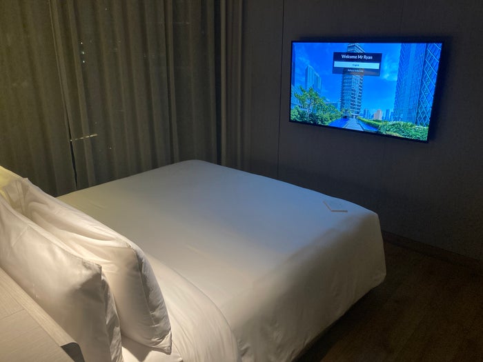 Alila SCBD Jakarta 1 king bedroom Alila SCBD Jakarta 1 king bedroom