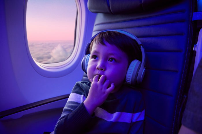 The Ultimate Guide To Flying United Airlines With Kids [2025]