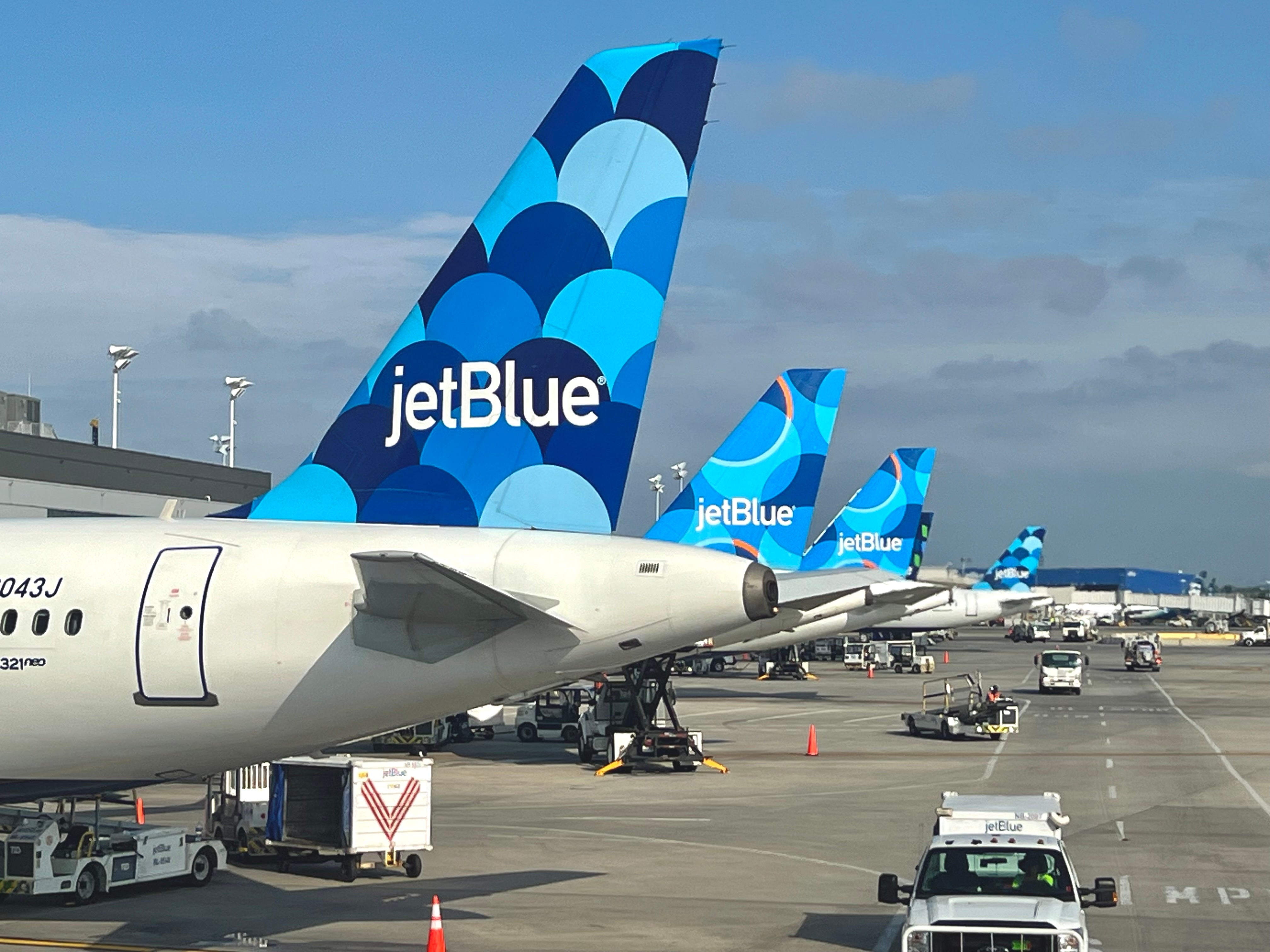 New Perks for JetBlue Mosaic Status Holders Coming in 2024